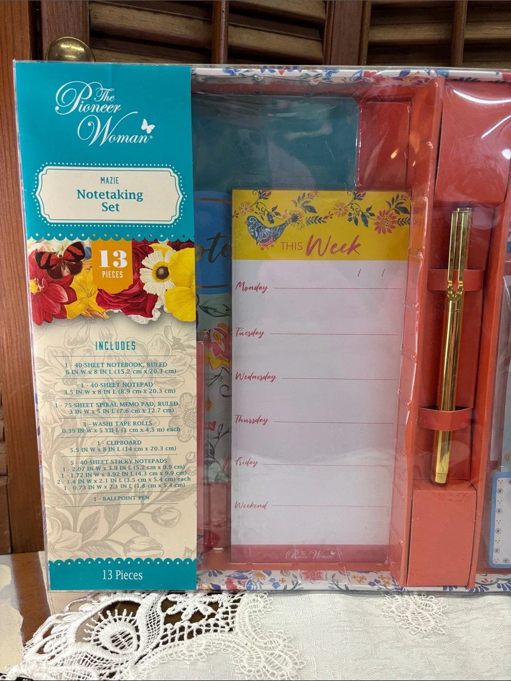 The Pioneer Woman Coral Floral Home Office Notetaking Set with Gold Accent Pen